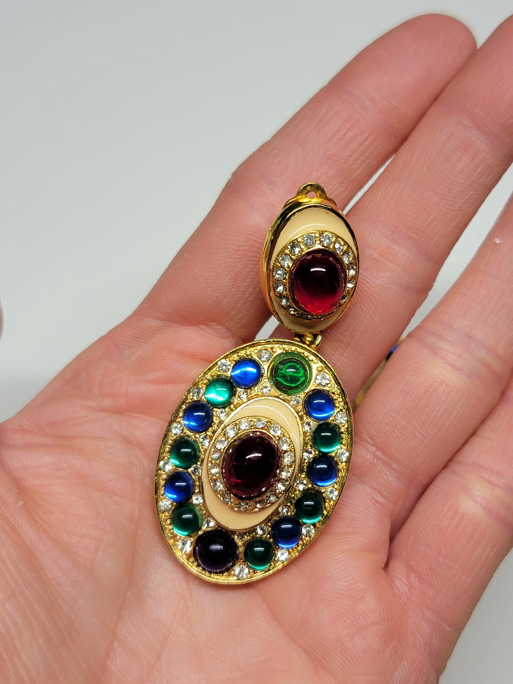 Vintage Kenneth Jay Lane Gold Tone Cabochon Statement Clip Earrings - Picture 6 of 10